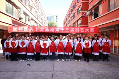 锅铲翻飞间，便有了“家”的味道~